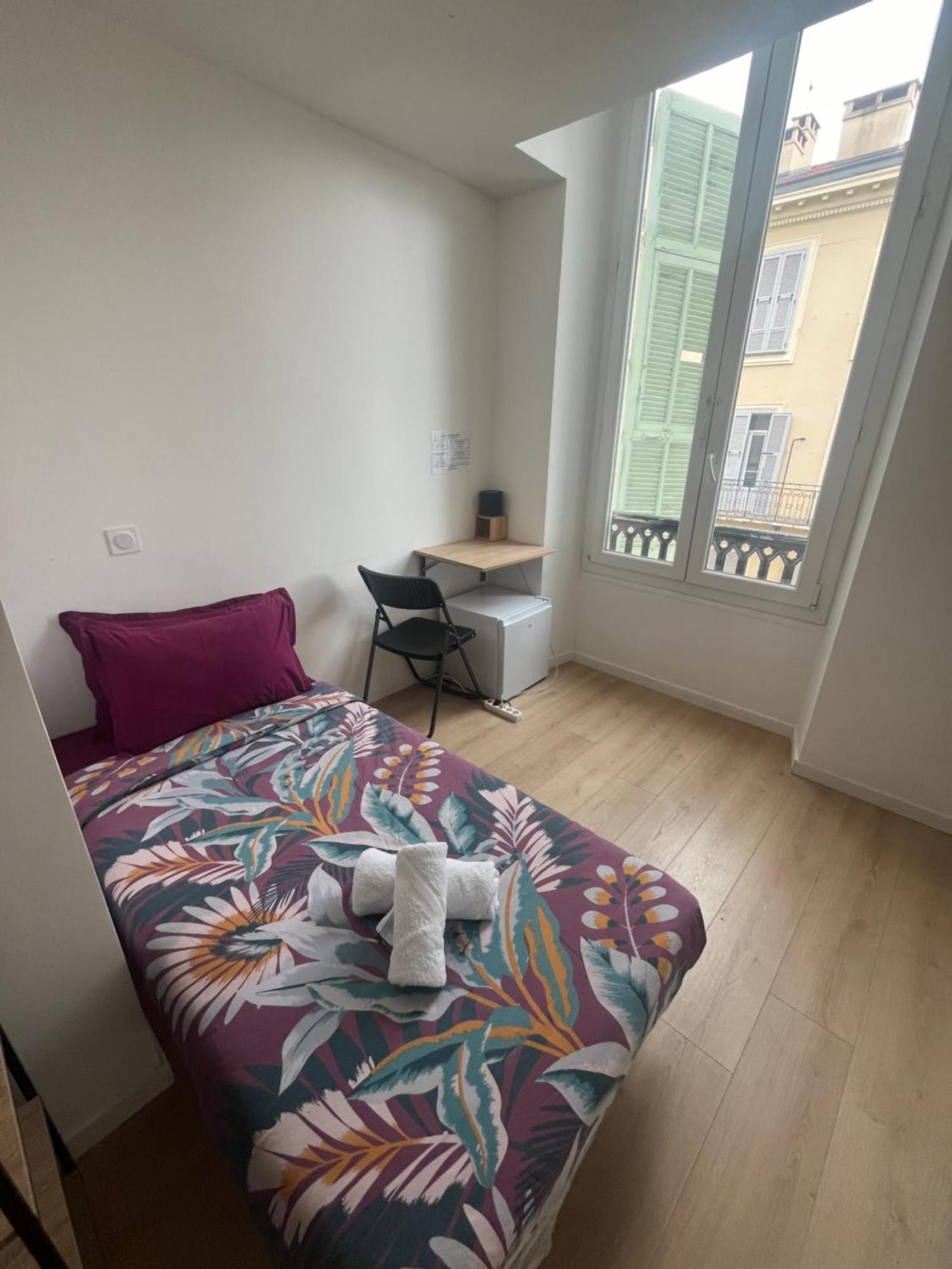 Adonis Aparthotel Nizza