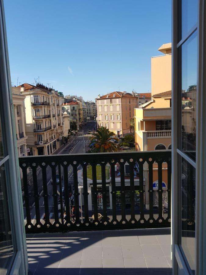 Aparthotel Adonis