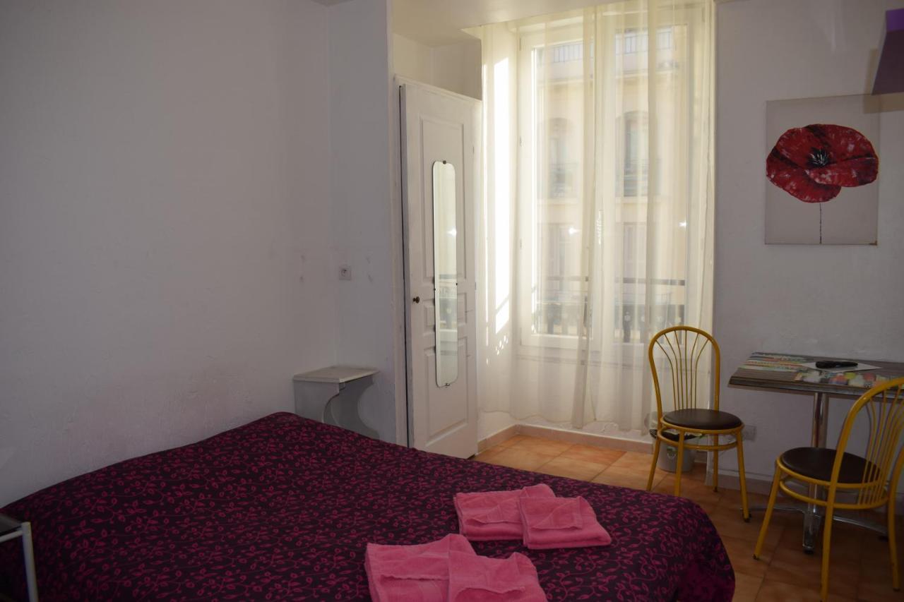 Adonis Aparthotel Nice